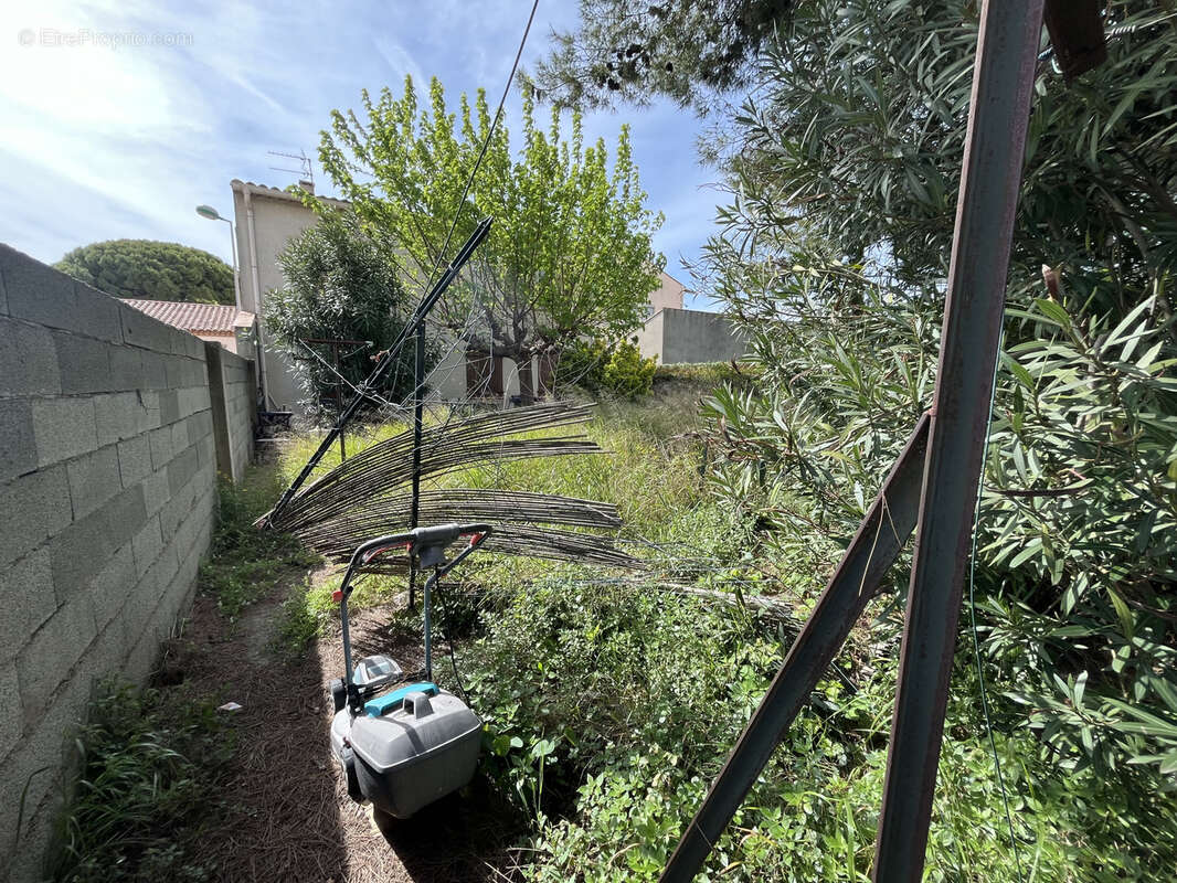 Maison à LEZIGNAN-CORBIERES