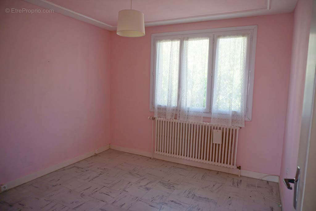 Maison à PARAY-LE-MONIAL