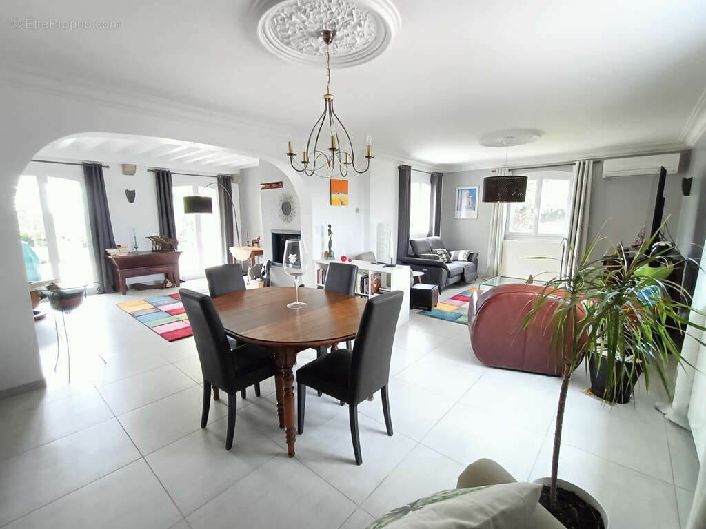 Maison à BUSSIERES-ET-PRUNS