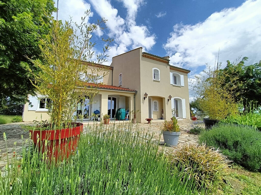 Maison à BUSSIERES-ET-PRUNS