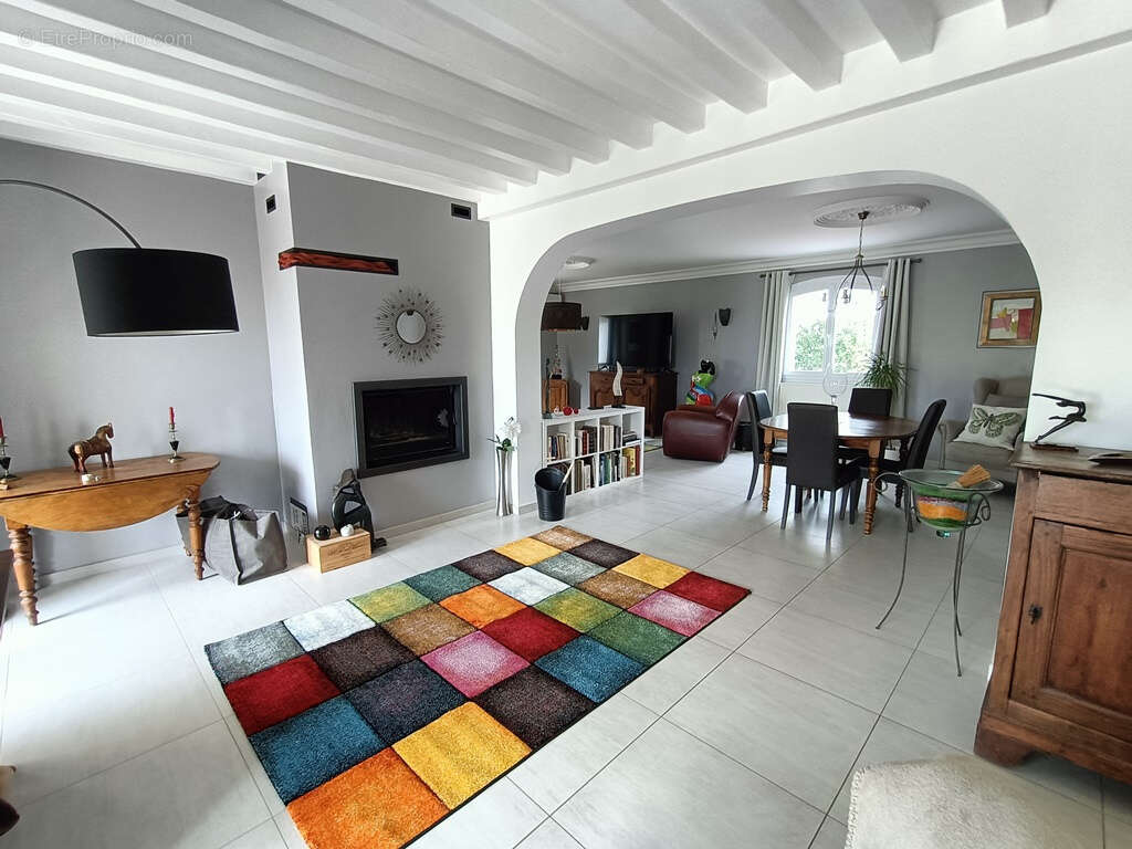 Maison à BUSSIERES-ET-PRUNS