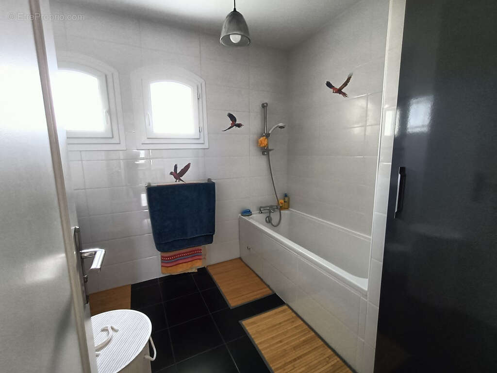 Maison à BUSSIERES-ET-PRUNS