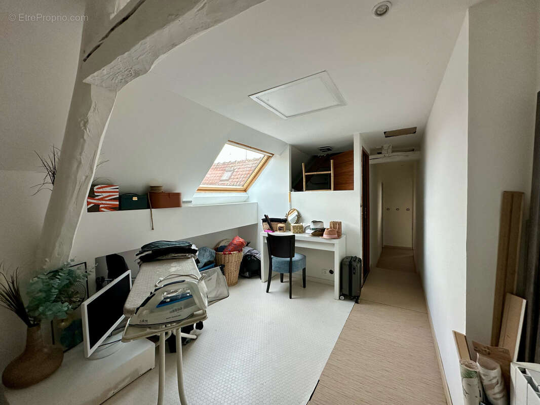 Maison à ROMBIES-ET-MARCHIPONT