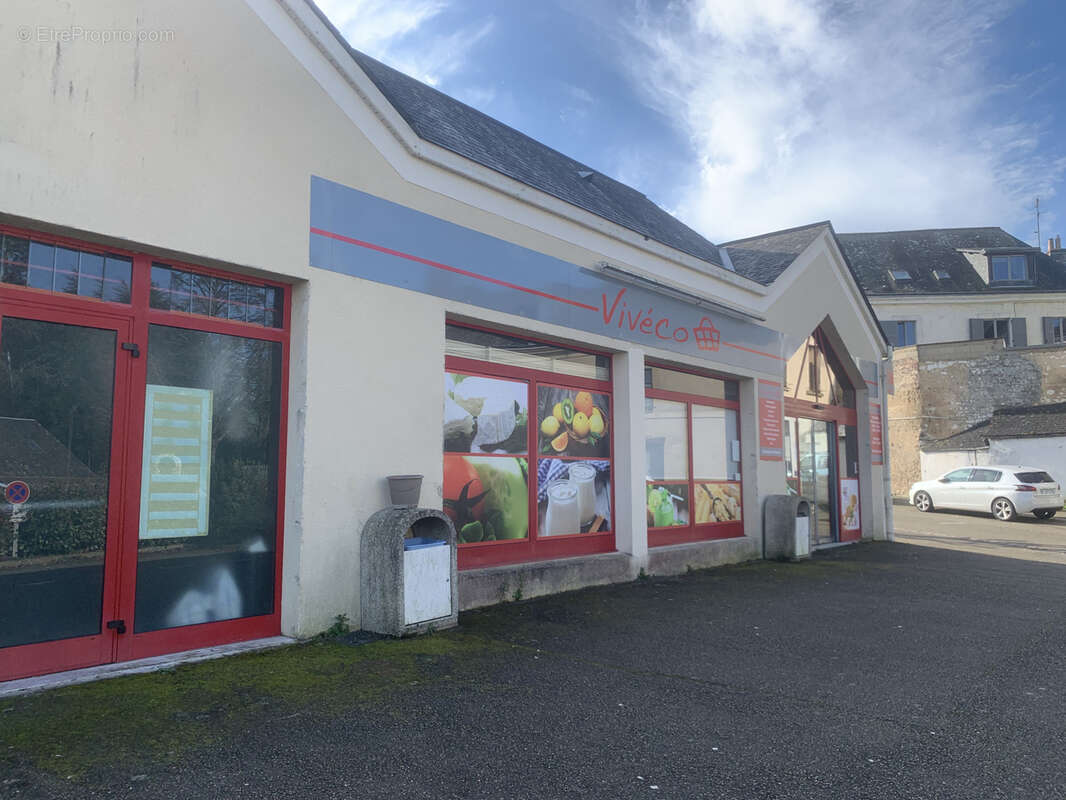 Commerce à LE GRAND-LUCE