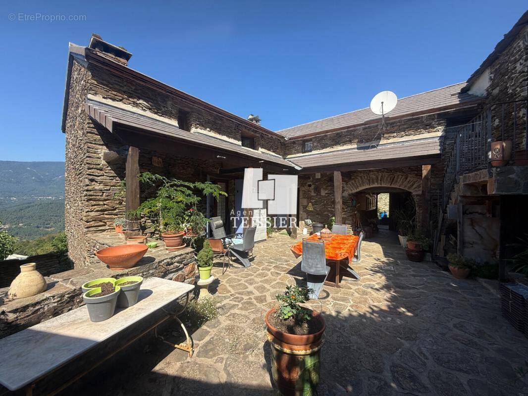 Maison à PONTEILS-ET-BRESIS