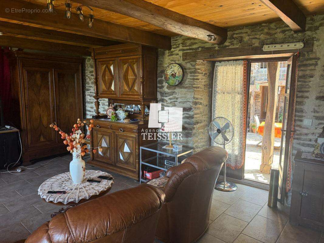 Maison à PONTEILS-ET-BRESIS