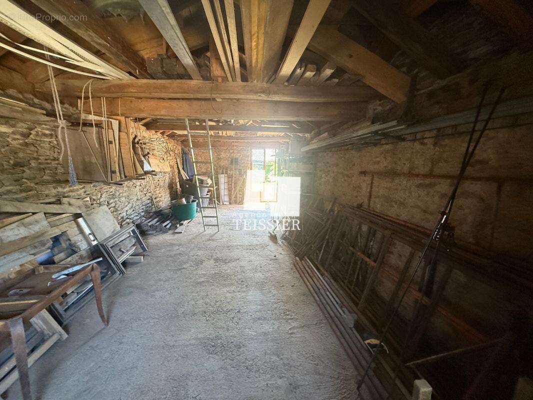 Maison à PONTEILS-ET-BRESIS