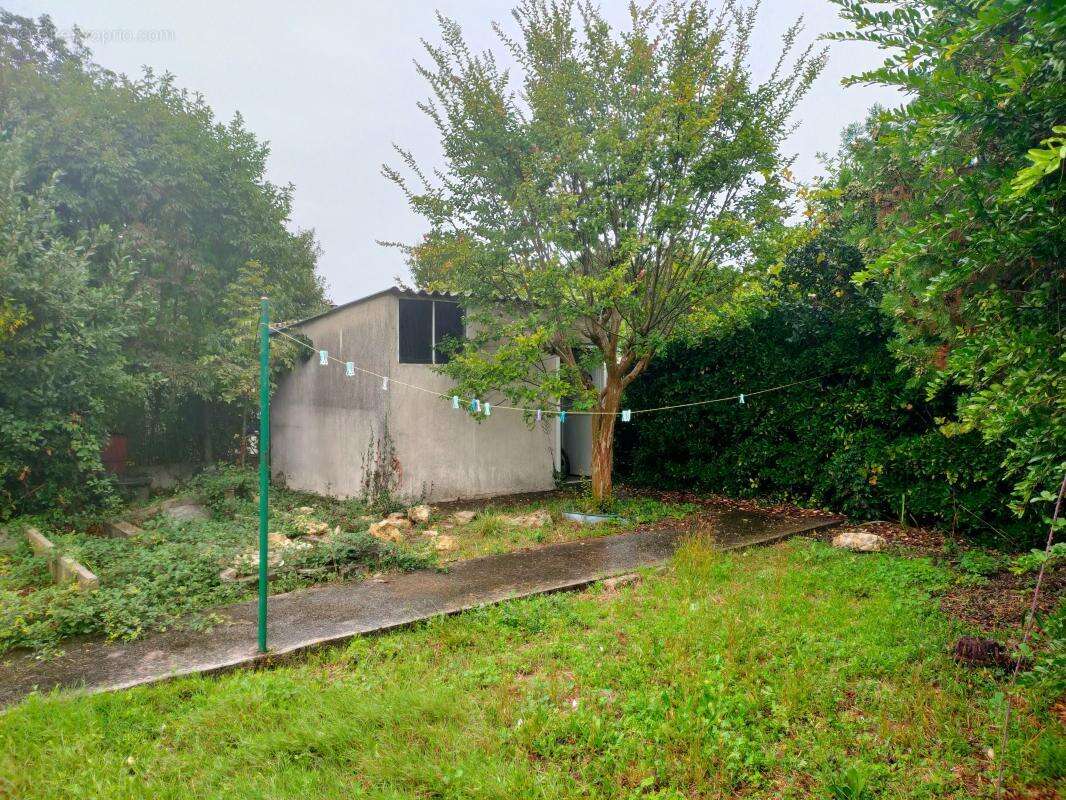 Terrain à LA ROCHELLE