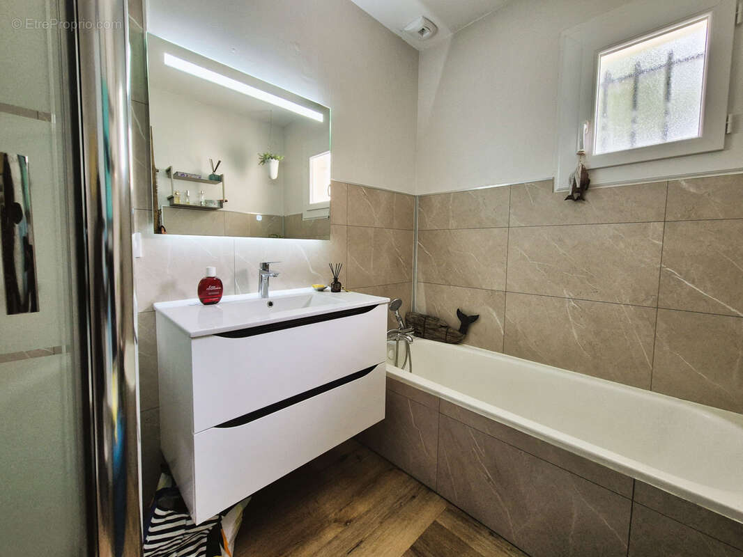 Maison à GUJAN-MESTRAS