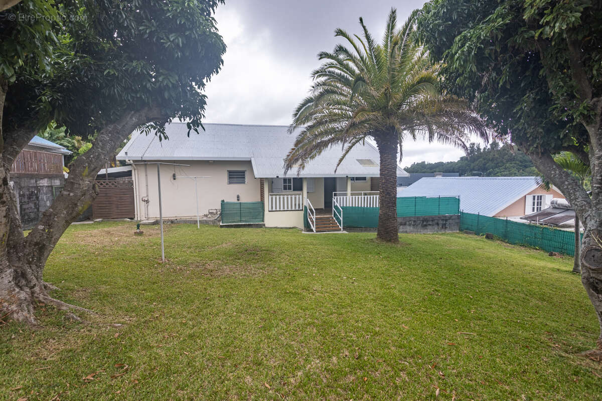 Maison à PETITE-ILE