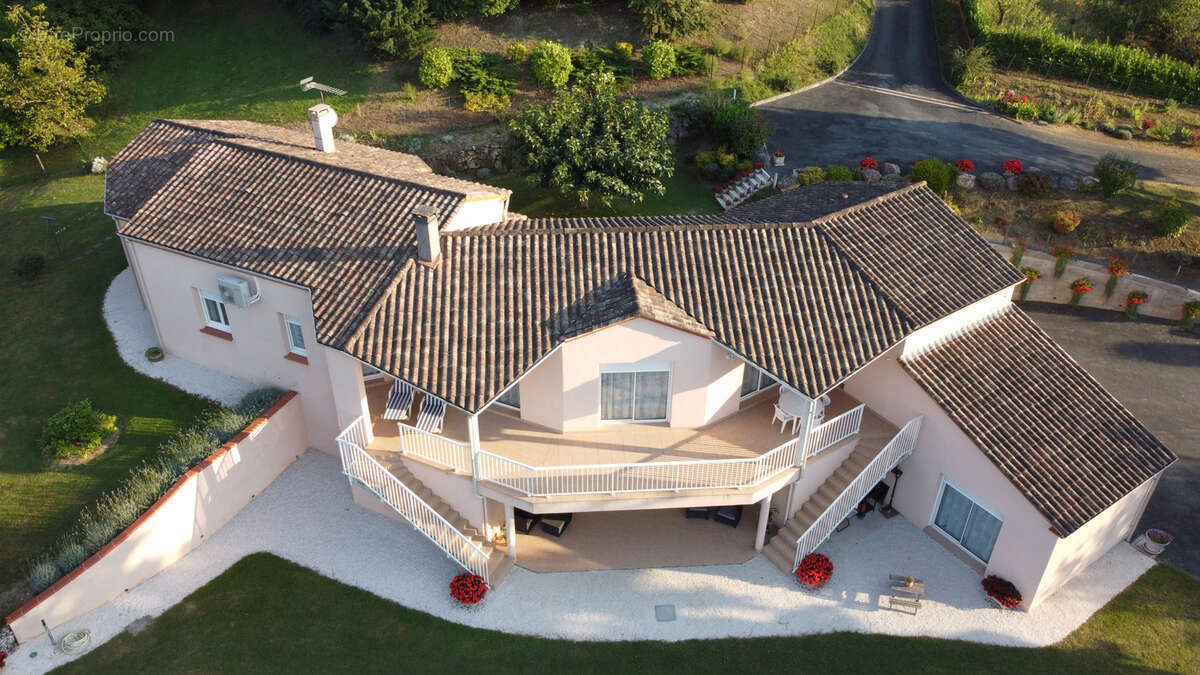 Maison à PENNE-D&#039;AGENAIS