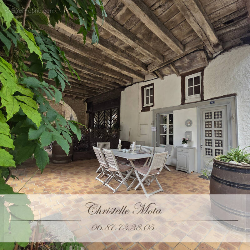 Maison à CASTILLONNES