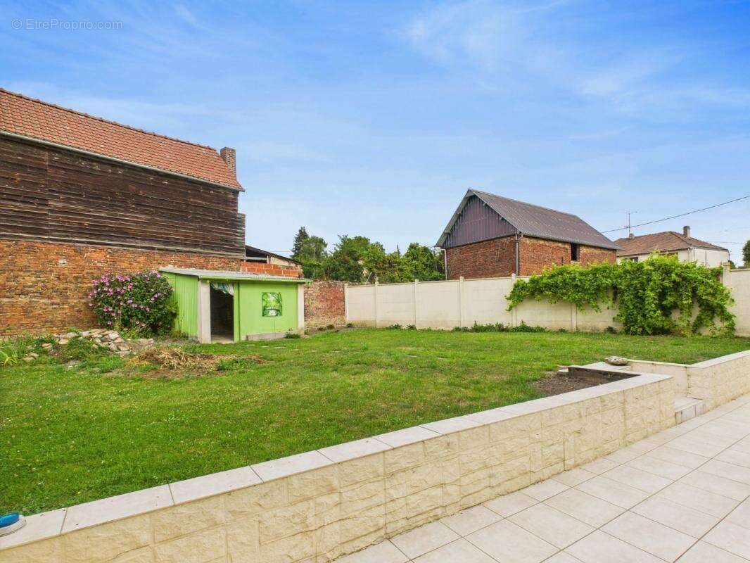 Maison à BRAY-SUR-SOMME