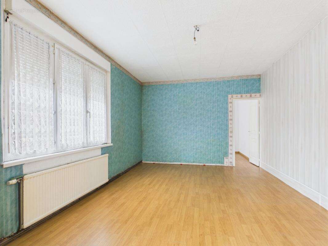 Maison à BRAY-SUR-SOMME