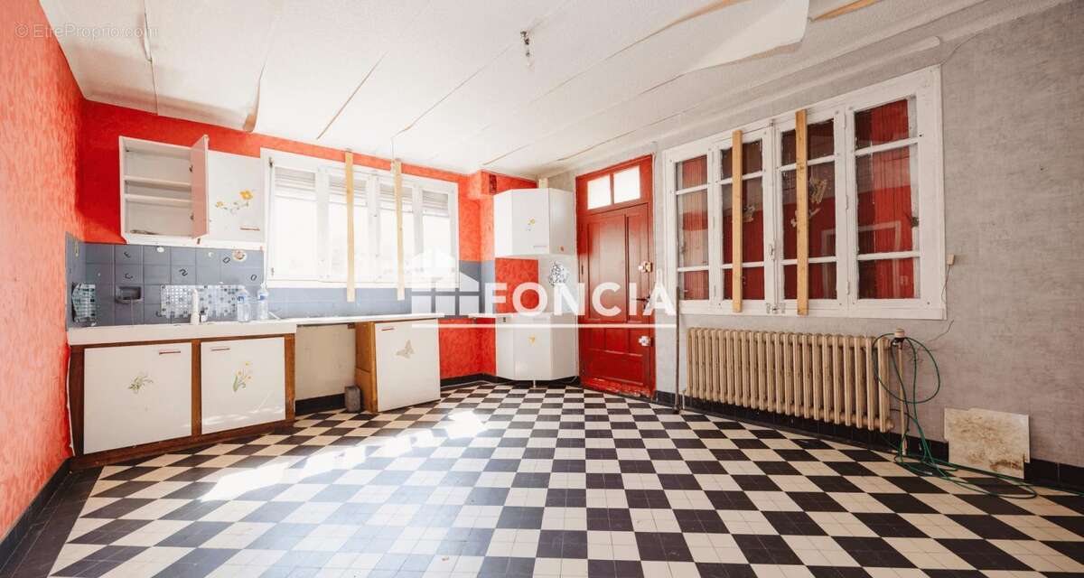 Maison à CHARTRES-DE-BRETAGNE