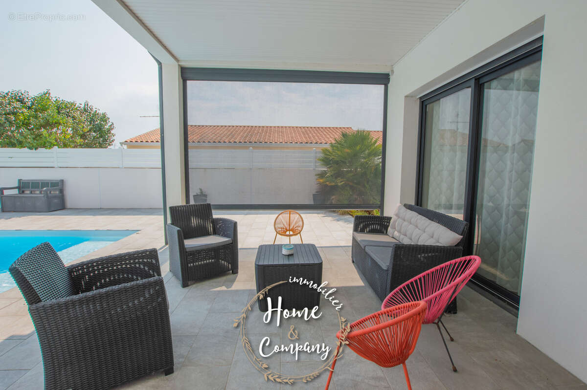 Maison à VAUX-SUR-MER