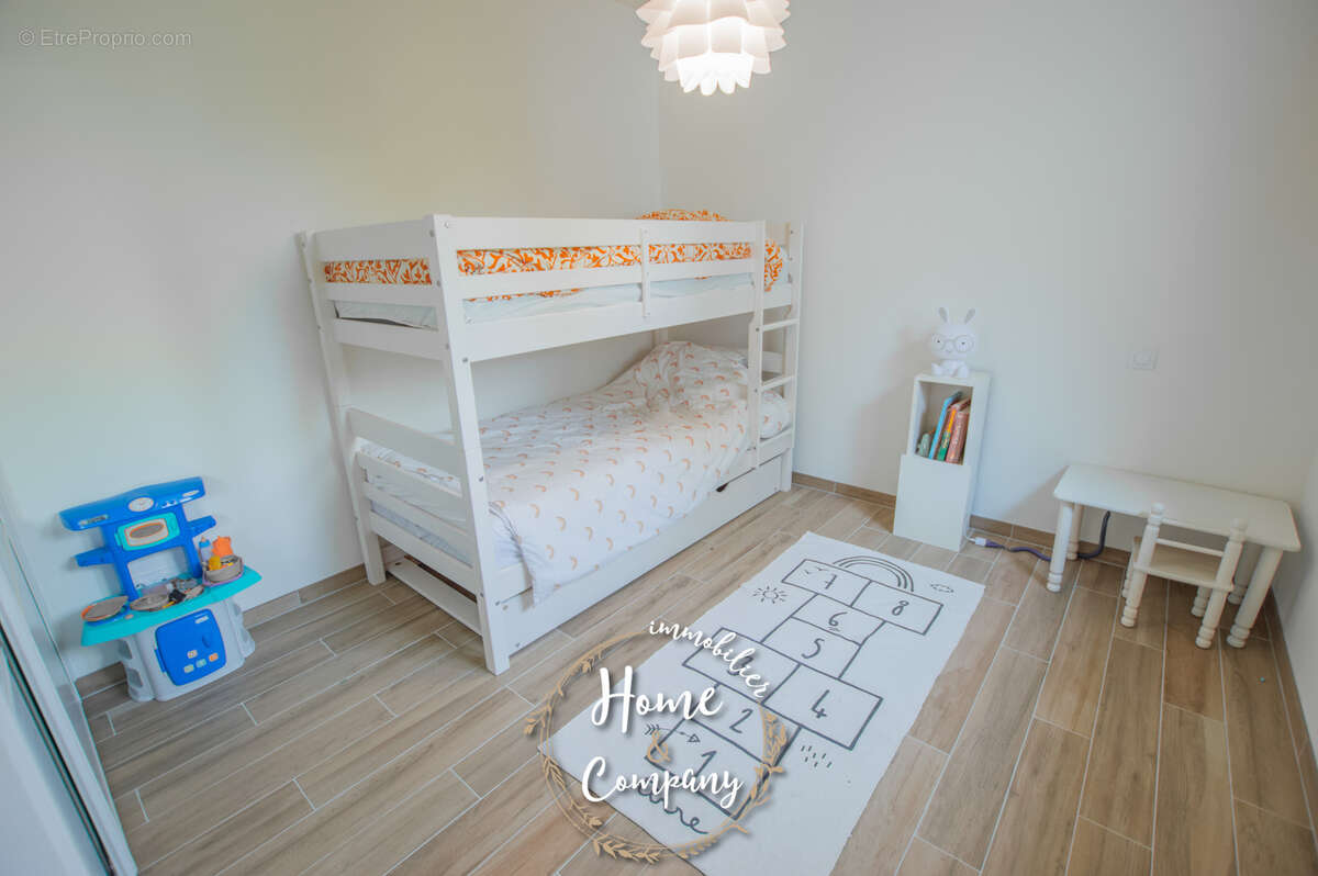 Maison à VAUX-SUR-MER