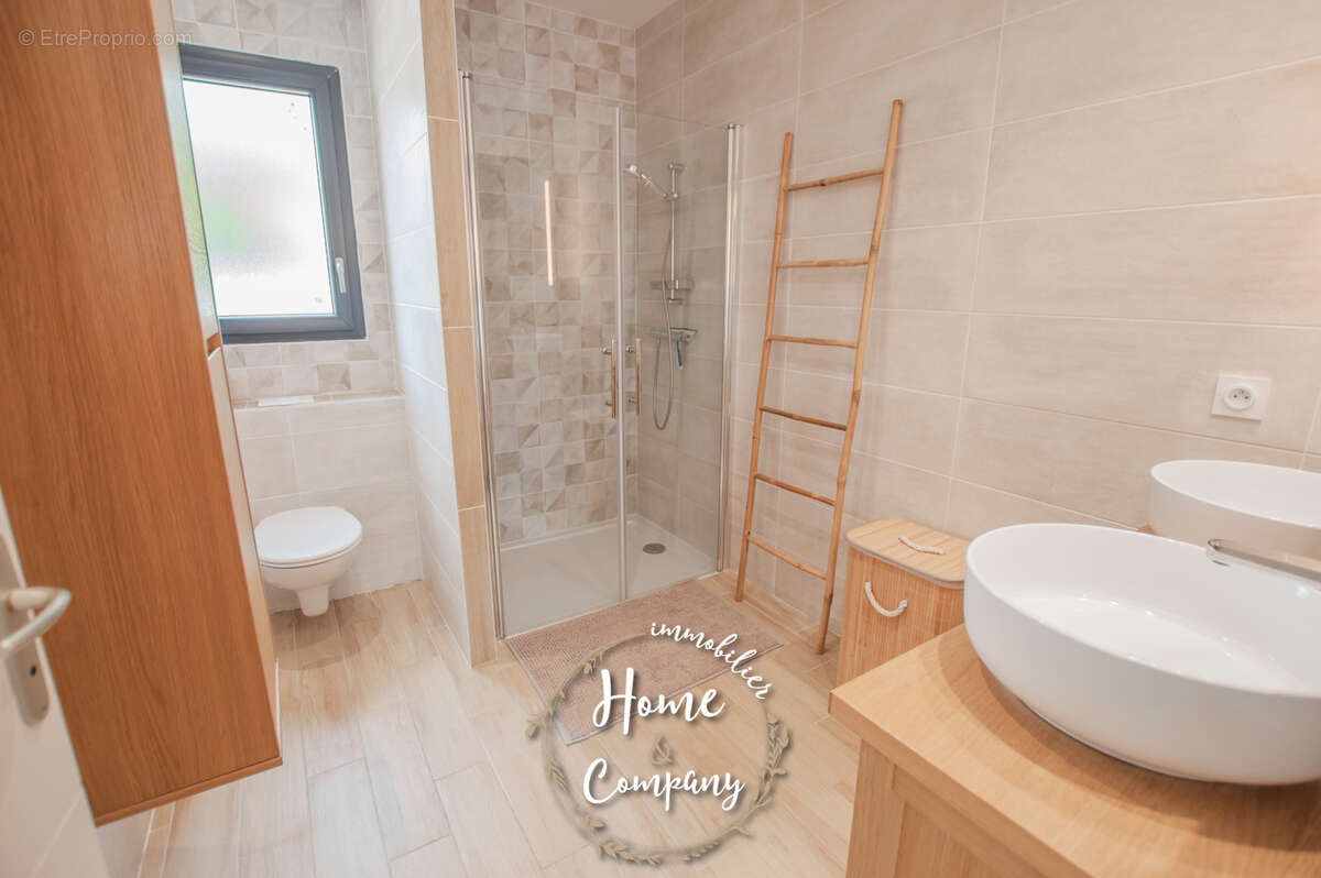 Maison à VAUX-SUR-MER