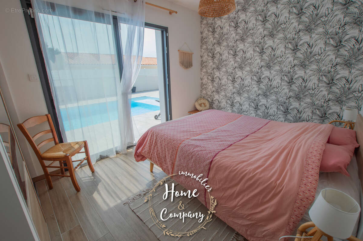 Maison à VAUX-SUR-MER