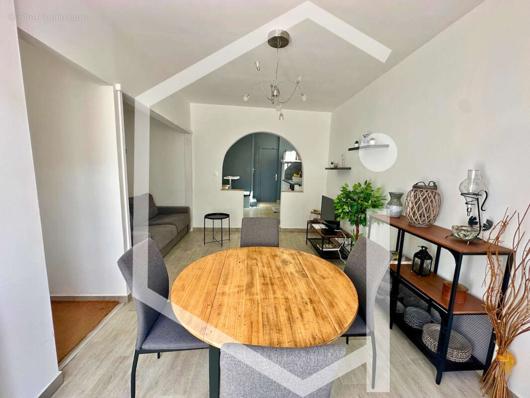 Maison à POUILLY-SUR-LOIRE