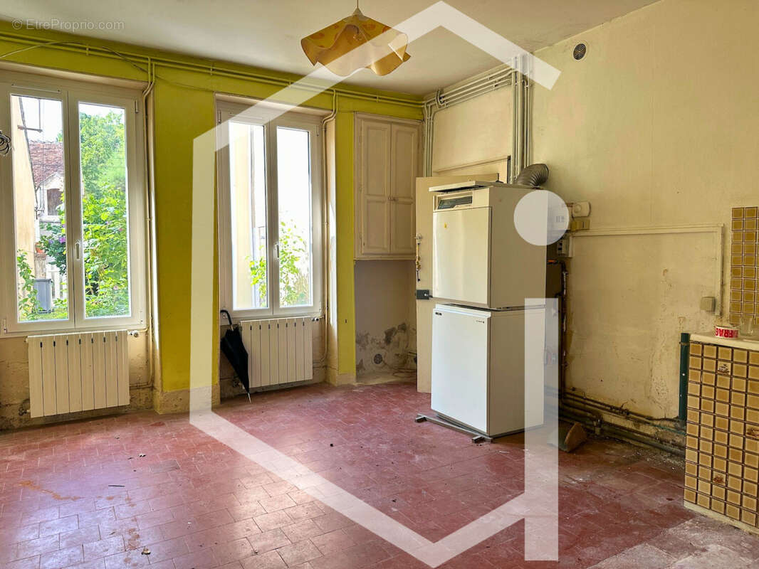 Maison à POUILLY-SUR-LOIRE