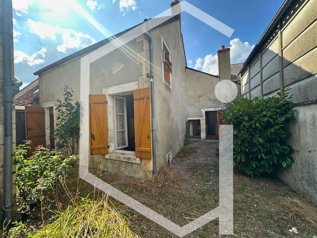 Maison à POUILLY-SUR-LOIRE