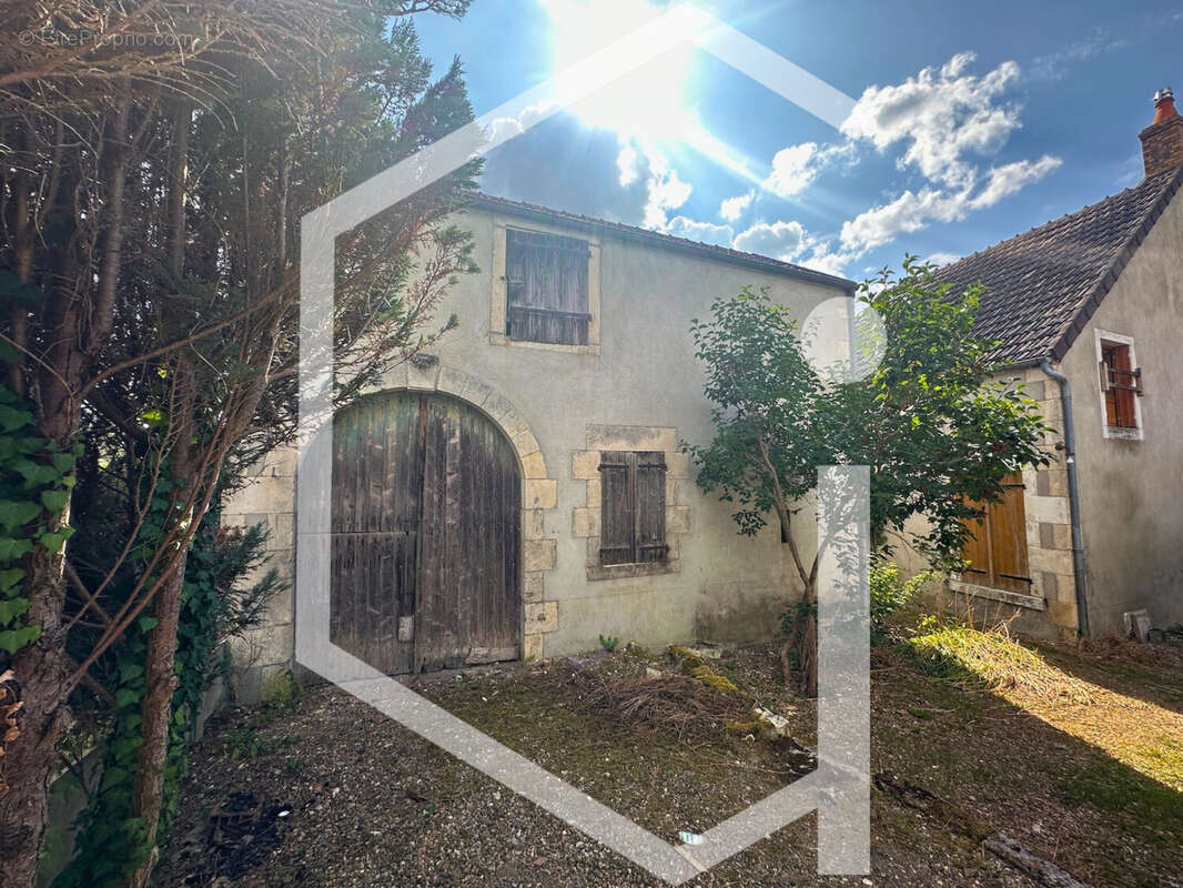 Maison à POUILLY-SUR-LOIRE