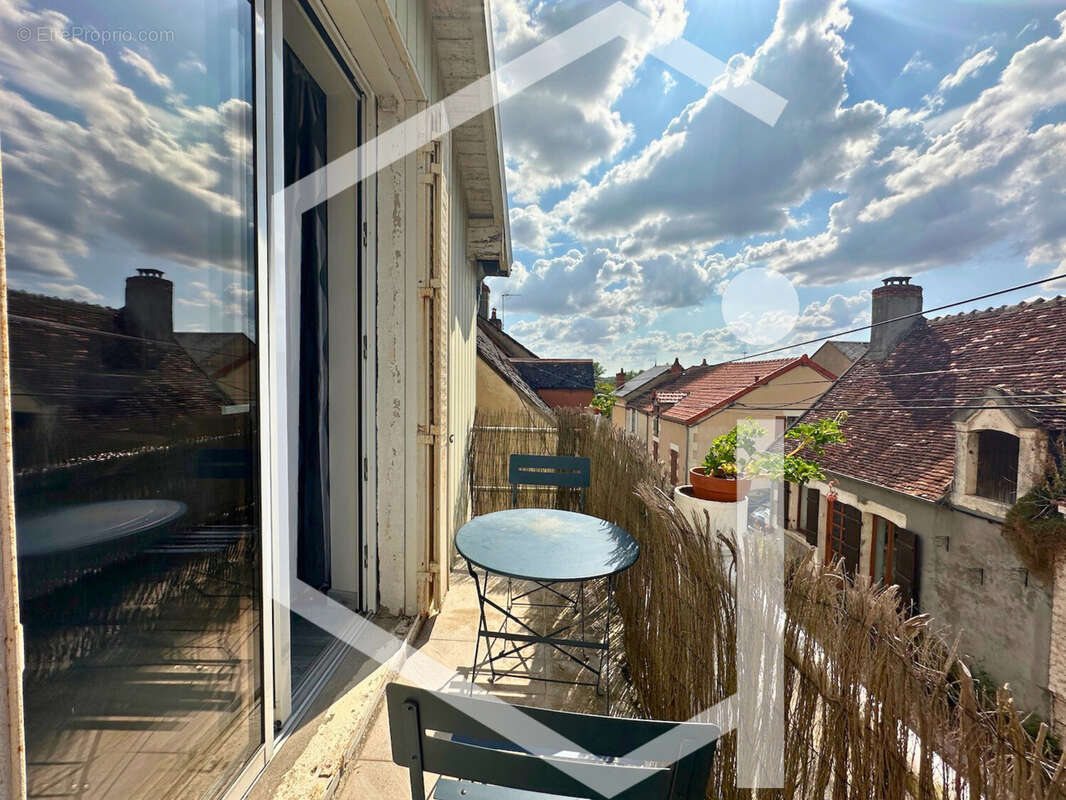 Maison à POUILLY-SUR-LOIRE