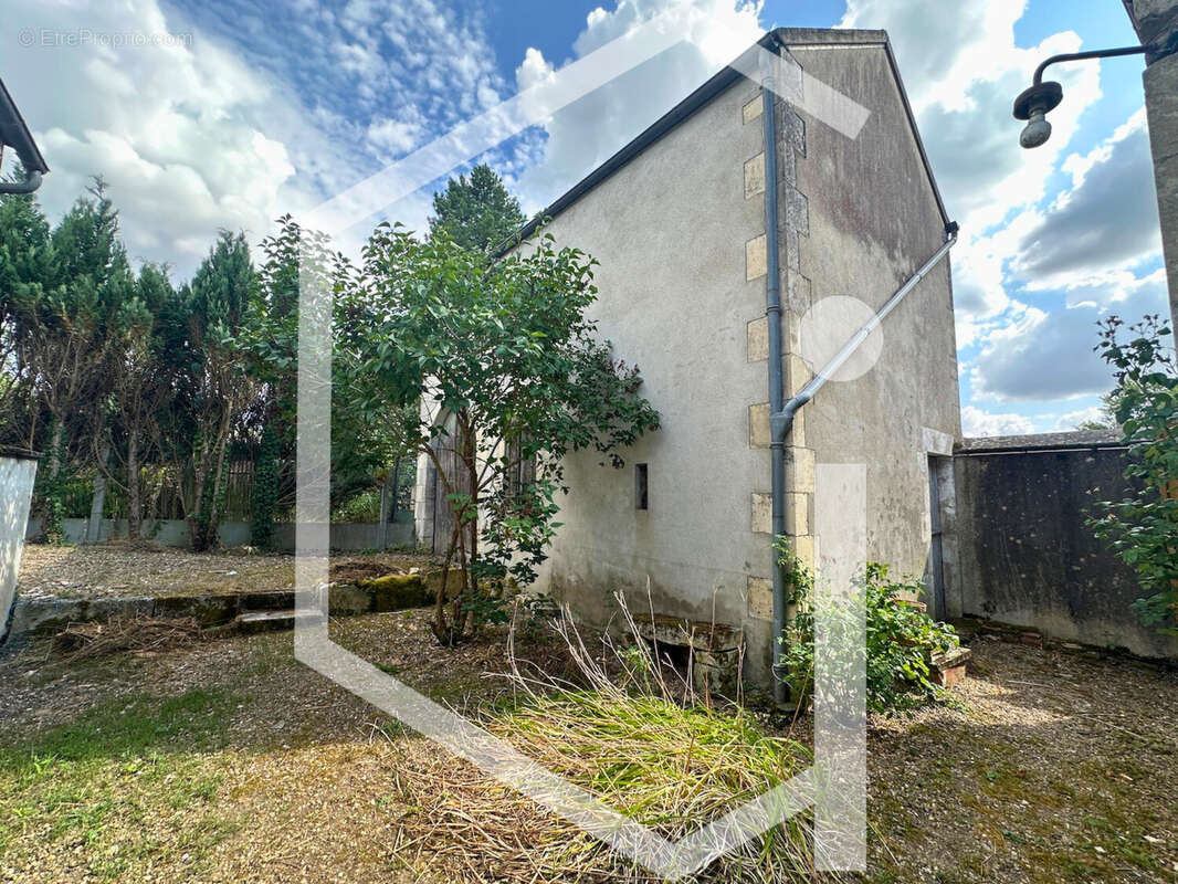 Maison à POUILLY-SUR-LOIRE