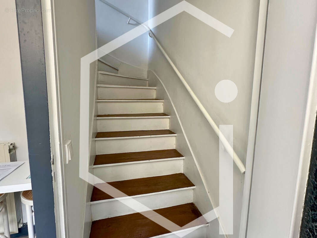 Maison à POUILLY-SUR-LOIRE