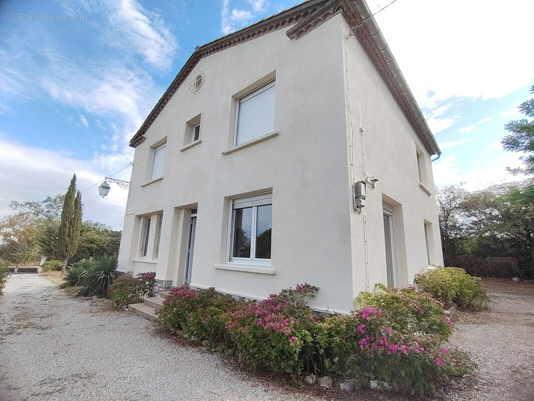 Maison à LABRUGUIERE