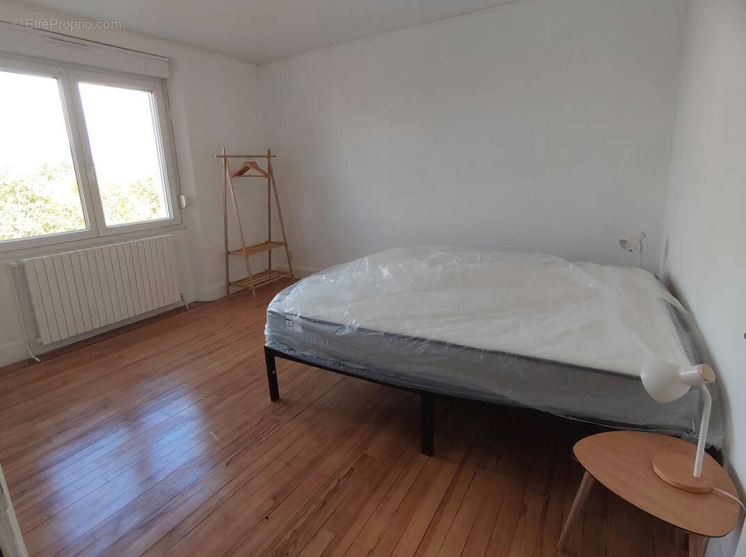 Maison à LABRUGUIERE