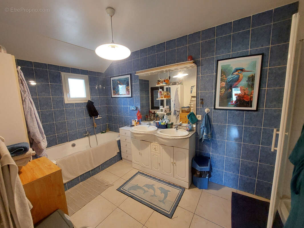 Maison à CLERMONT-CREANS