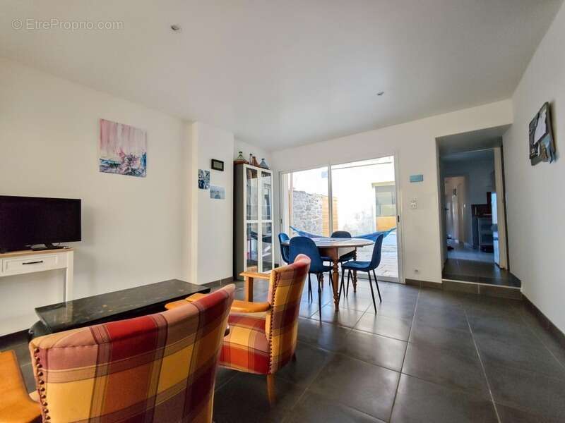 Maison à SAINT-LAURENT-SUR-SEVRE