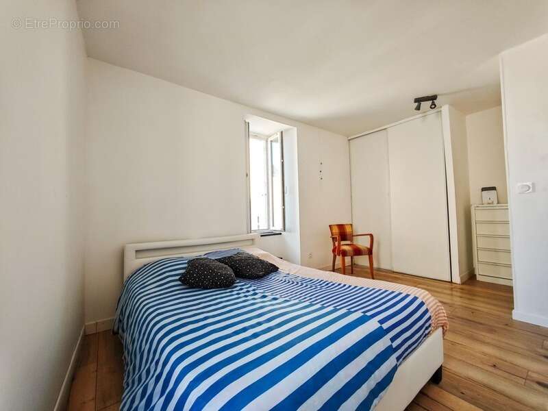 Maison à SAINT-LAURENT-SUR-SEVRE