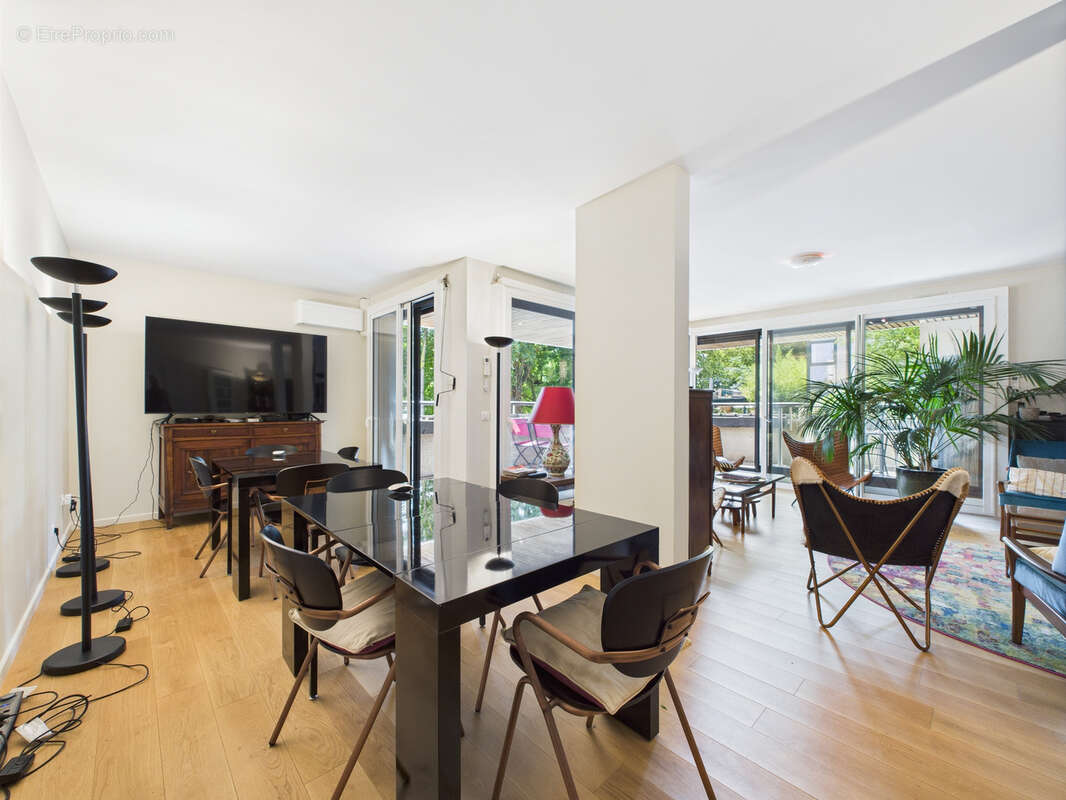 Appartement à LEVALLOIS-PERRET