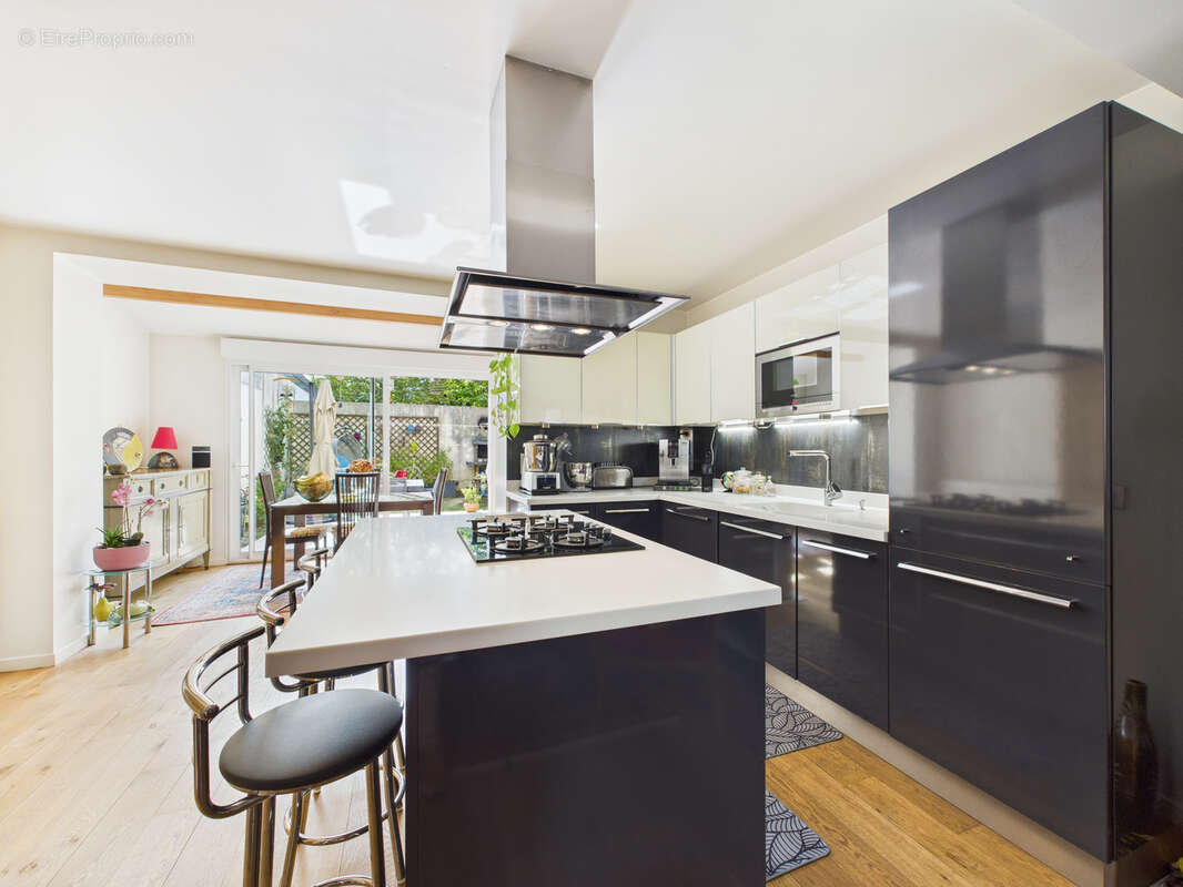 Maison à RUEIL-MALMAISON