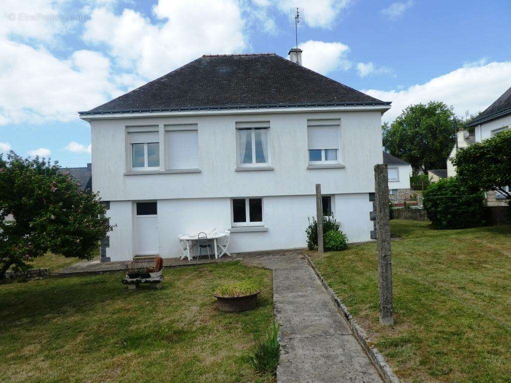 Maison à LE CROISTY