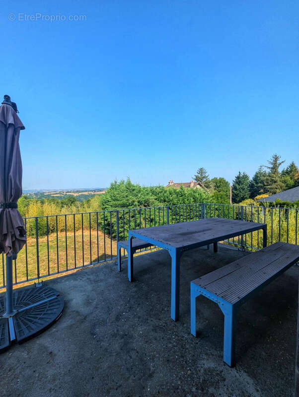 Maison à COMPS-LA-GRAND-VILLE