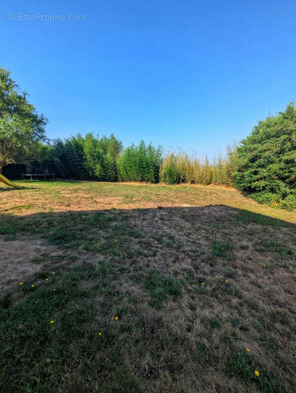 Maison à COMPS-LA-GRAND-VILLE