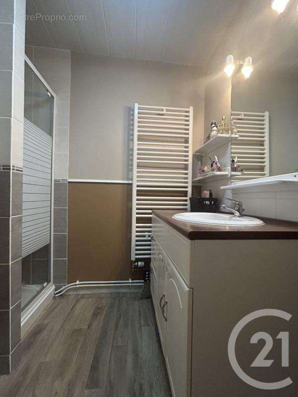 Appartement à LIANCOURT