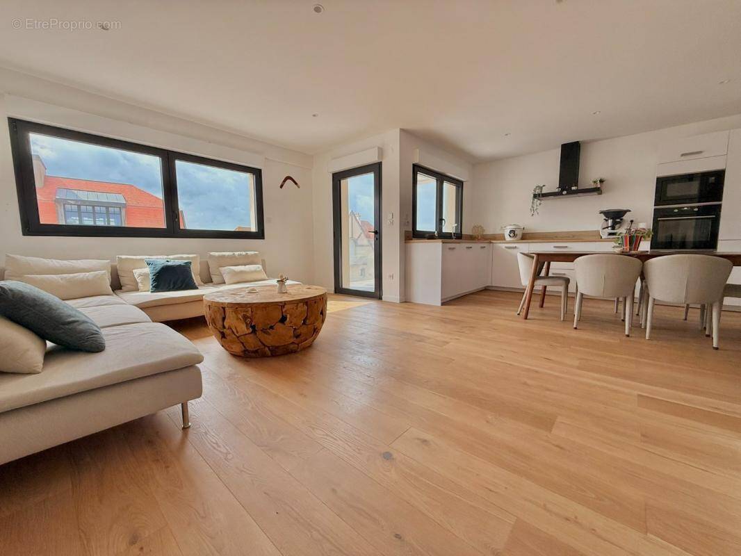 Appartement à NESLES