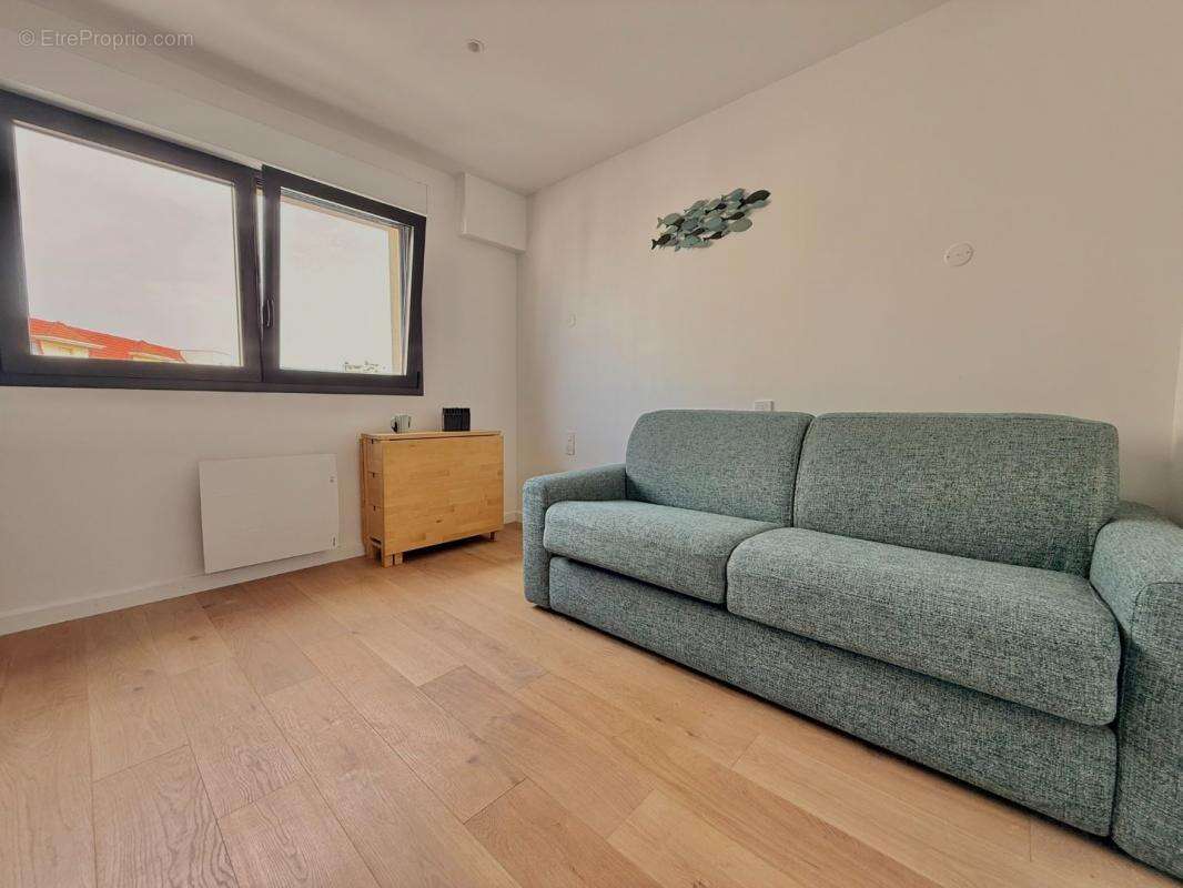 Appartement à NESLES