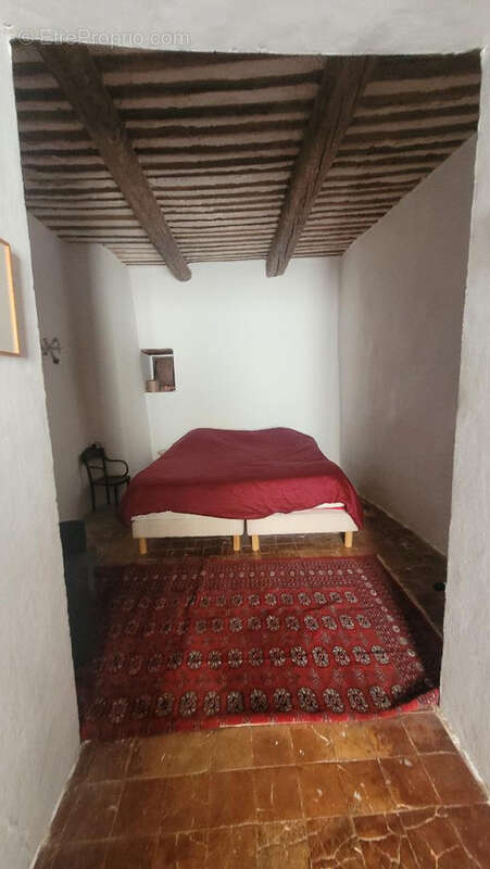 Maison à COURTHEZON