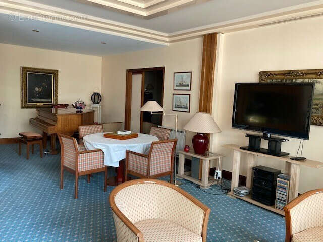 Appartement à RUEIL-MALMAISON