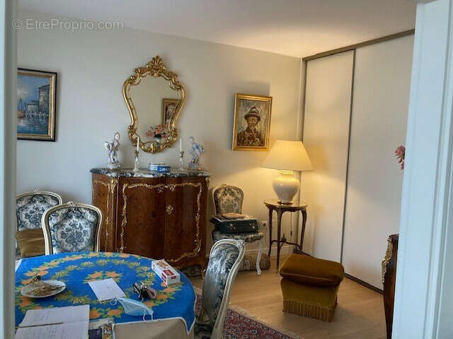 Appartement à RUEIL-MALMAISON