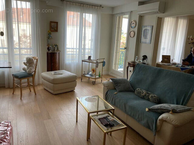 Appartement à RUEIL-MALMAISON