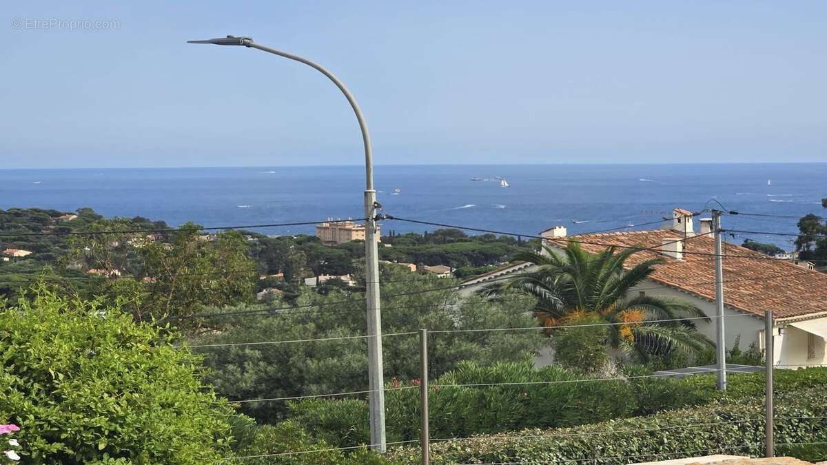 Maison à LES ISSAMBRES