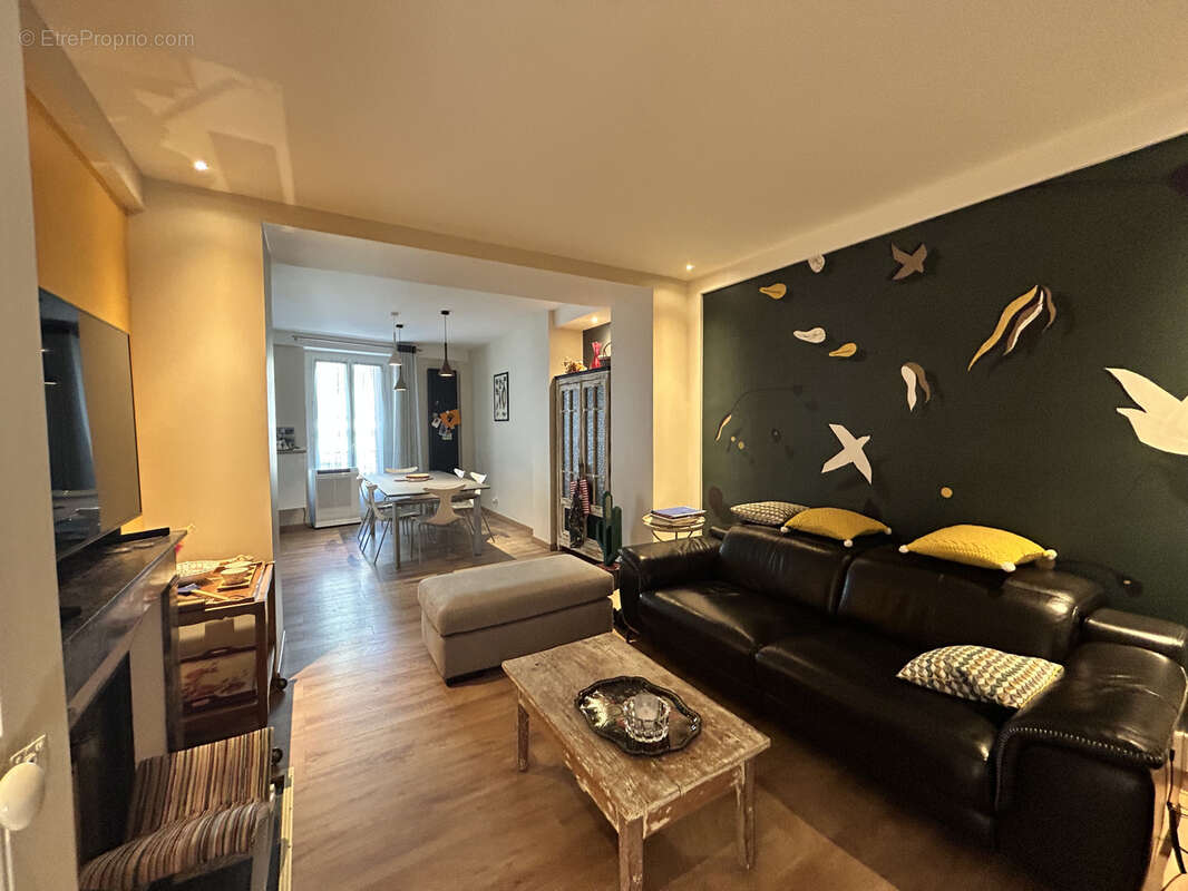 Appartement à AIX-LES-BAINS