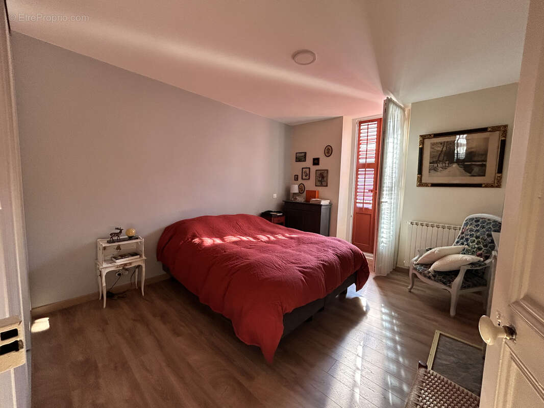 Appartement à AIX-LES-BAINS